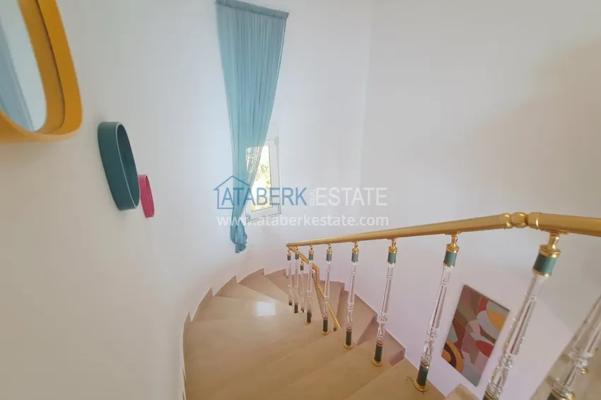 Приобрести Трехэтажная частная вилла с мебелью от собственника - Алания, район Бекташ. Подходит под ВНЖ 12