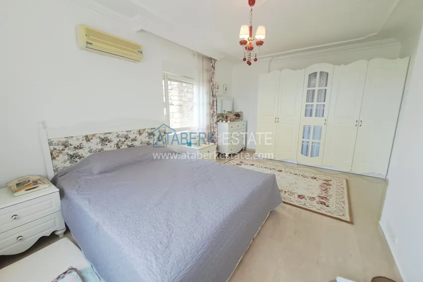 Приобрести Трехэтажная частная вилла с мебелью от собственника - Алания, район Бекташ. Подходит под ВНЖ 14