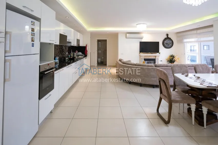 Приобрести Трехкомнатная квартира с мебелью в благоустроенном комплексе – район Оба, Алания 6 