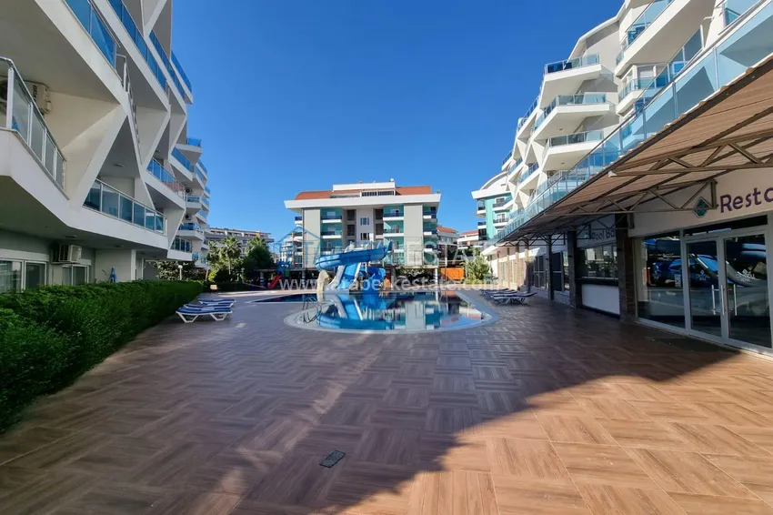 Трехкомнатная квартира с мебелью в благоустроенном комплексе – район Оба, Алания 8 