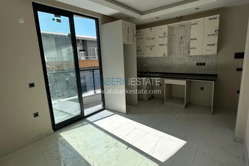 Приобрести Квартира 1+1 с частичным видом на море — Махмутлар, Алания, 300 м до пляжа 4 