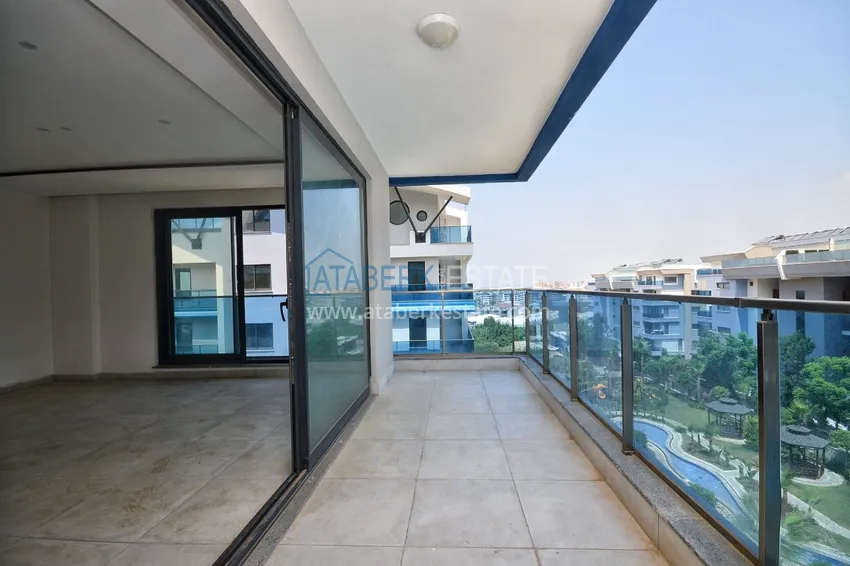 Приобрести Линейные апартаменты 3+1 в современном комплексе - Алания, Каргыджак 30 