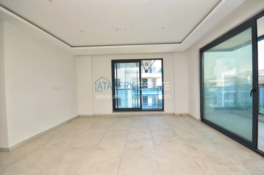 Приобрести Линейные апартаменты 3+1 в современном комплексе - Алания, Каргыджак 8 