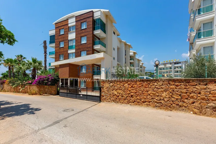 Квартира 1+1 с мебелью в районе Оба, Алания - застекленный балкон, 1 этаж 4 