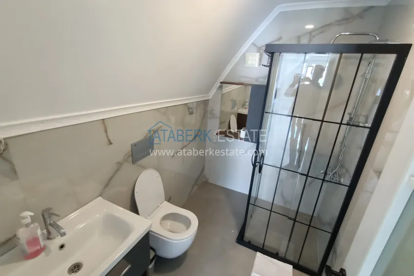 Приобрести Двухуровневый пентхаус в центре Алании – с видом на горы, 250 метров до пляжа 8 