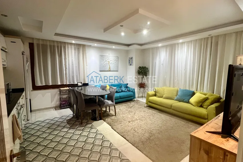 Приобрести Двухуровневая квартира с мебелью от собственника в Алании, район Кестель 2 