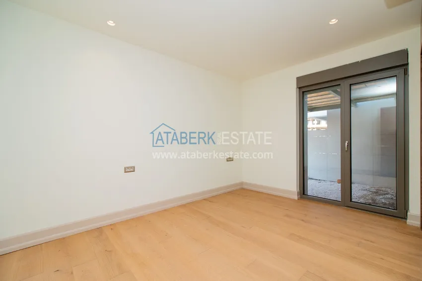 Приобрести Современные виллы в Анталии, район Лара - собственный бассейн, сад и идеальная локация 8 