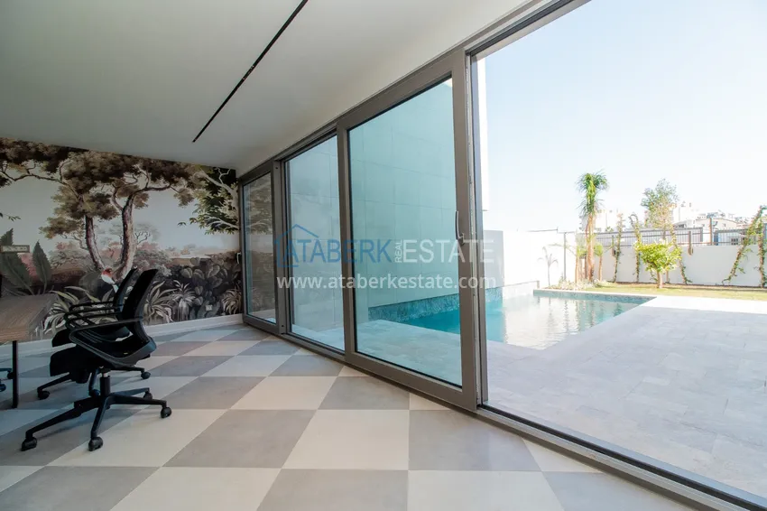 Приобрести Современные виллы в Анталии, район Лара - собственный бассейн, сад и идеальная локация 19 