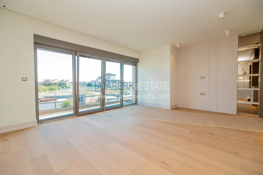 Приобрести Современные виллы в Анталии, район Лара - собственный бассейн, сад и идеальная локация 46 