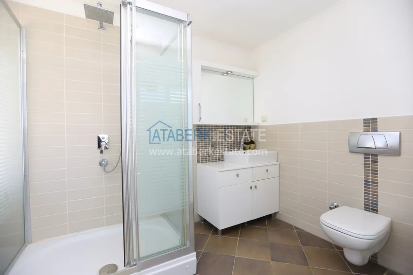 Приобрести Пентхаус-дуплекс 3+1 с панорамным видом в Конаклы, Алания 25 