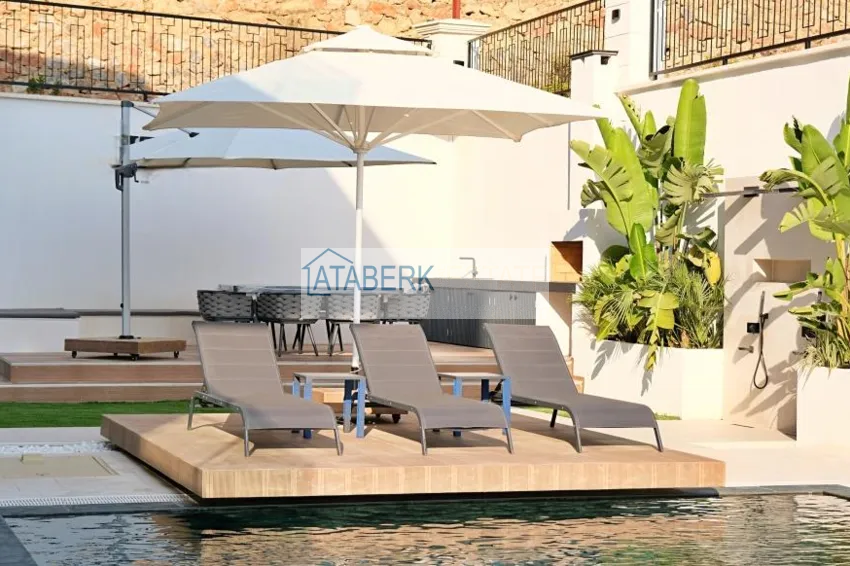 Роскошная частная вилла с панорамным видом в Алании, район Бекташ – под гражданство 8 