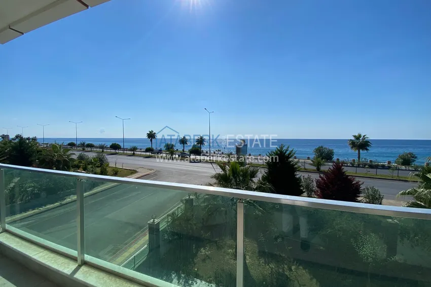 Приобрести Квартира 3+1 в Алании – первая береговая, под гражданство, район Кестель 18 