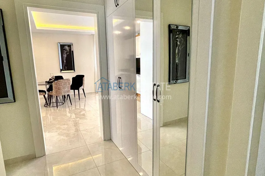 Приобрести Квартира 2+1 на первой береговой линии в Махмутларе — готовый вариант с видом на море 1 