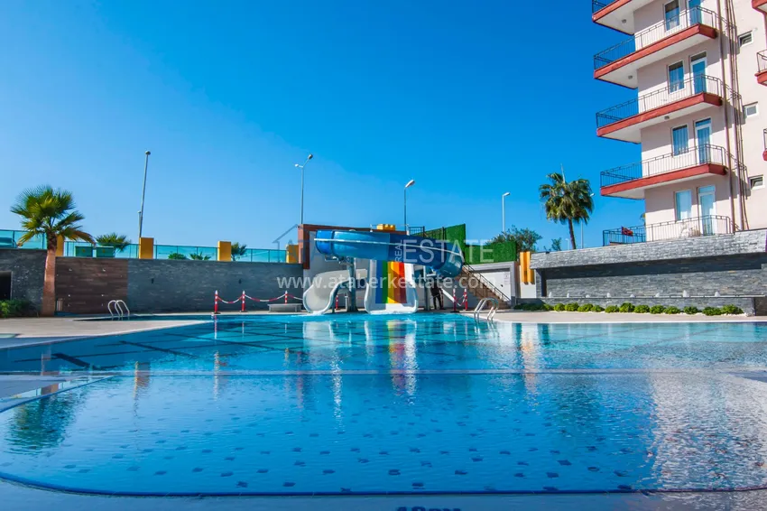 Квартира 2+1 на первой береговой линии в Махмутларе — готовый вариант с видом на море 6 