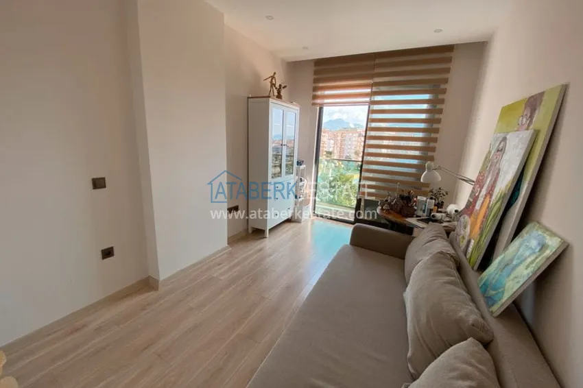 Приобрести Линейная квартира 3+1 в центре Алании — под ключ, подходит для ВНЖ, отдельная кухня, вид на море и горы 9