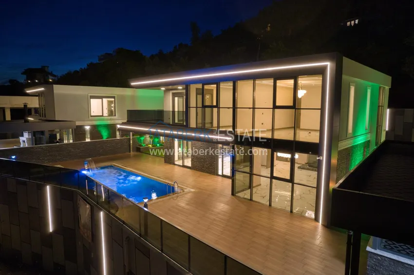 Элитная вилла в Кестеле, Алания – современный дизайн, панорамные виды и полный комфорт. Недвижимость под гражданство  12 