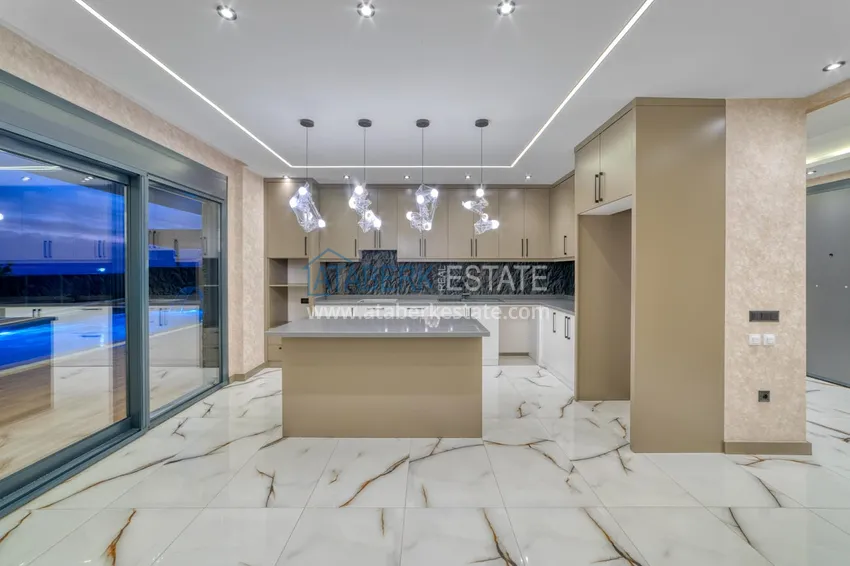 Приобрести Элитная вилла в Кестеле, Алания – современный дизайн, панорамные виды и полный комфорт. Недвижимость под гражданство  13 