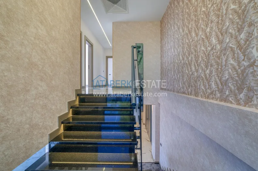 Приобрести Элитная вилла в Кестеле, Алания – современный дизайн, панорамные виды и полный комфорт. Недвижимость под гражданство  20 