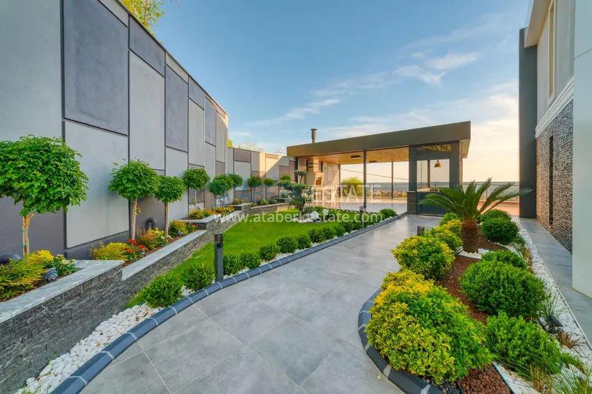 Элитная вилла в Кестеле, Алания – современный дизайн, панорамные виды и полный комфорт. Недвижимость под гражданство  31 