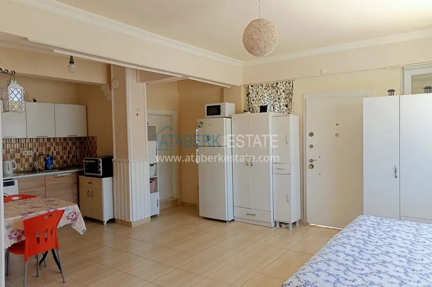 Приобрести Двухкомнатная квартира в Махмутларе, Алания - с мебелью, вид на море, первая береговая 6 