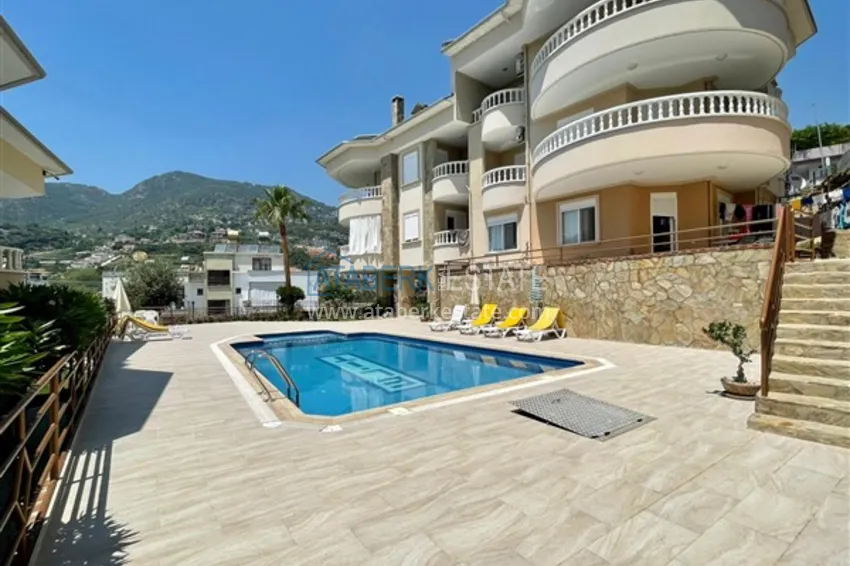 Квартира 2+1 с видом на море и мебелью в Алании - недалеко от центра, район Бекташ 3 