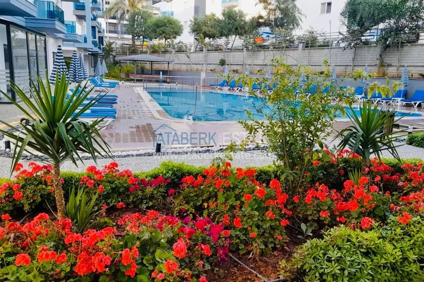 Двухуровневая квартира 2+1 с мебелью и видом на горы в Алании, район Оба 2 