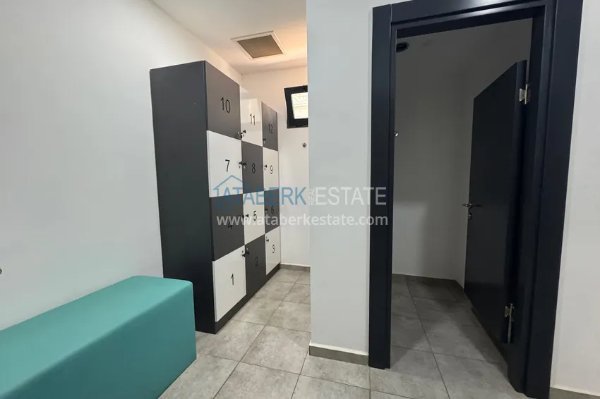 Двухуровневая квартира 2+1 с мебелью и видом на горы в Алании, район Оба 19 