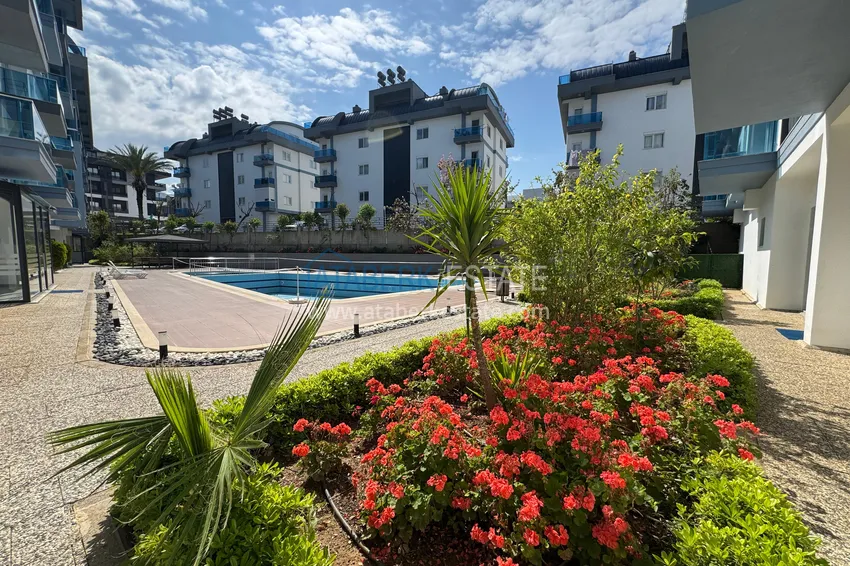 Двухуровневая квартира 2+1 с мебелью и видом на горы в Алании, район Оба 1 