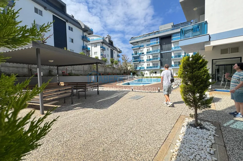 Двухуровневая квартира 2+1 с мебелью и видом на горы в Алании, район Оба 6 