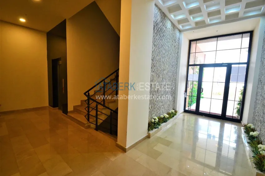 Квартира 1+1 с мебелью в Махмутларе — 150 м от моря, проспект Барбаросса 7 