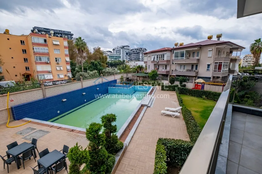 Приобрести Линейная квартира 3+1 с мебелью и отдельной кухней — в Алании, район Махмутлар 9 