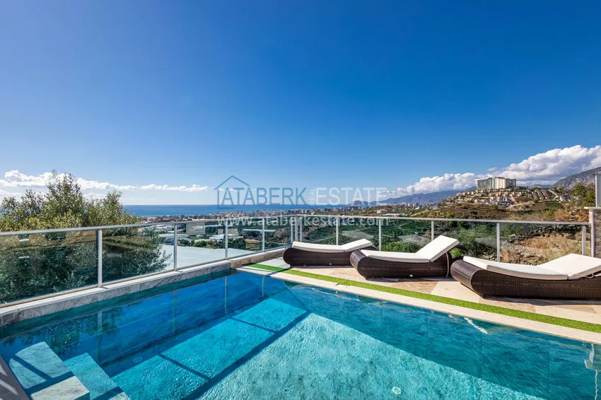 Элегантная вилла 3+1 с панорамным видом на море и горы в элитном комплексе – Алания, район Каргыджак 3 