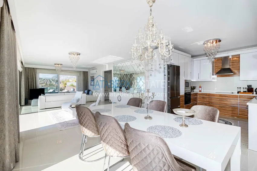 Приобрести Элегантная вилла 3+1 с панорамным видом на море и горы в элитном комплексе – Алания, район Каргыджак 5 