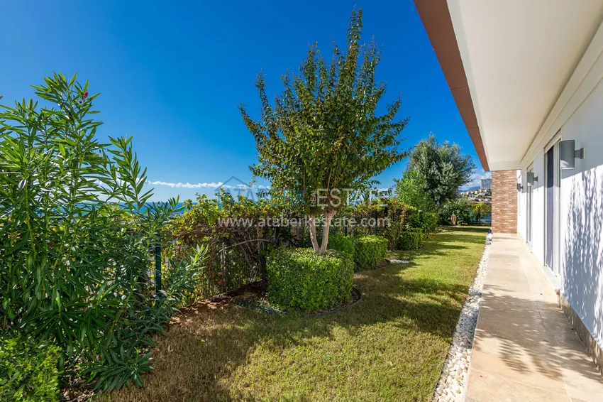 Элегантная вилла 3+1 с панорамным видом на море и горы в элитном комплексе – Алания, район Каргыджак 6 