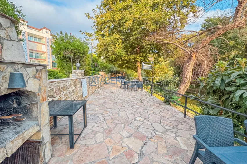 Пентхаус 3+1 в Кестеле с мебелью и видом на горы - двухуровневая планировка и отдельная кухня 20