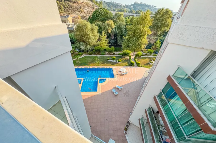 Приобрести Пентхаус 3+1 в Кестеле с мебелью и видом на горы - двухуровневая планировка и отдельная кухня 28