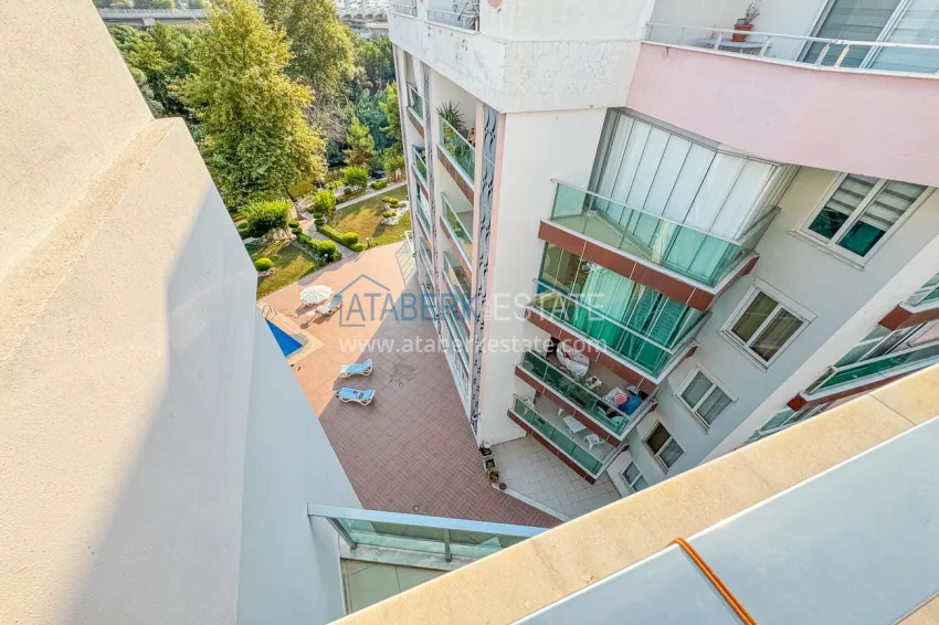 Приобрести Пентхаус 3+1 в Кестеле с мебелью и видом на горы - двухуровневая планировка и отдельная кухня 29