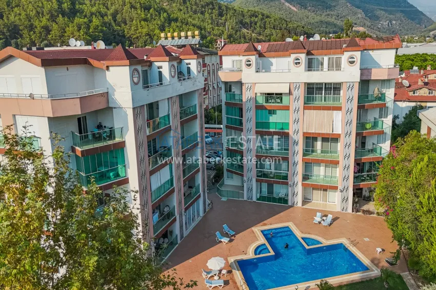 Пентхаус 3+1 в Кестеле с мебелью и видом на горы - двухуровневая планировка и отдельная кухня 4