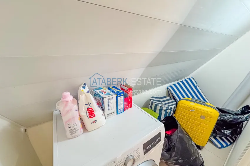 Приобрести Пентхаус 3+1 в Кестеле с мебелью и видом на горы - двухуровневая планировка и отдельная кухня 37