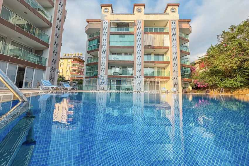 Пентхаус 3+1 в Кестеле с мебелью и видом на горы - двухуровневая планировка и отдельная кухня 6