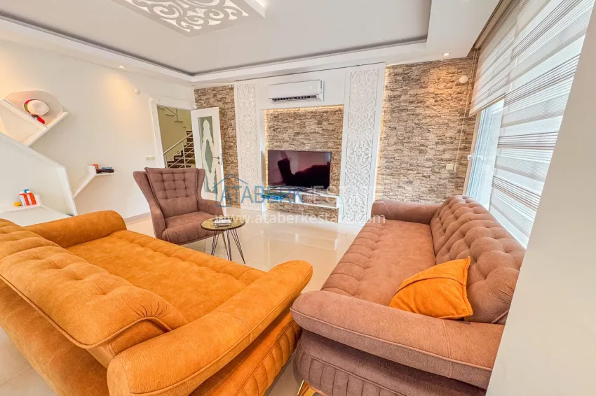 Приобрести Пентхаус 3+1 в Кестеле с мебелью и видом на горы - двухуровневая планировка и отдельная кухня 5