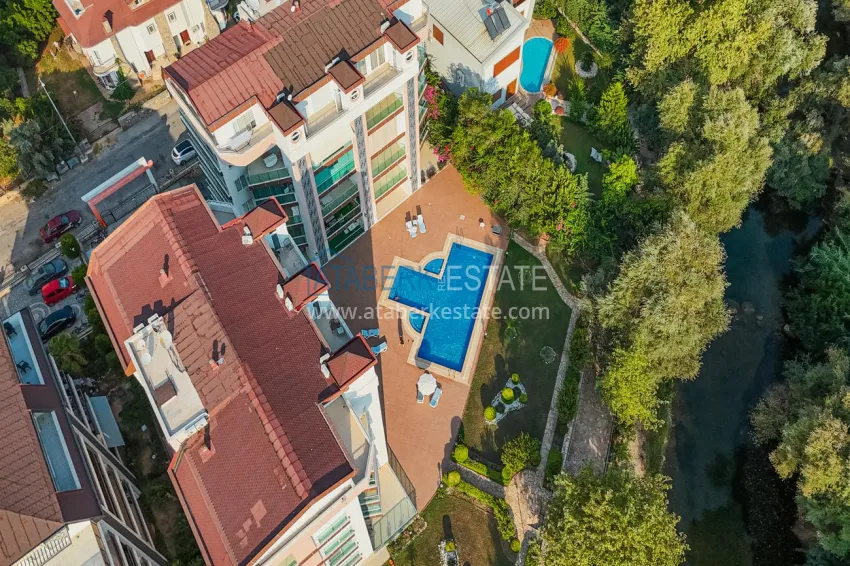 Пентхаус 3+1 в Кестеле с мебелью и видом на горы - двухуровневая планировка и отдельная кухня 8