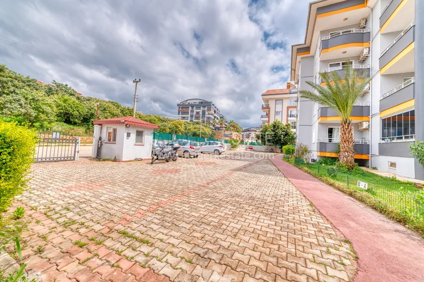 Дуплекс 4+1 в Алании, район Оба - меблированный пентхаус под ВНЖ 10 