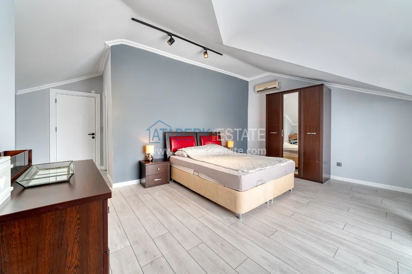 Приобрести Дуплекс 4+1 в Алании, район Оба - меблированный пентхаус под ВНЖ 16 