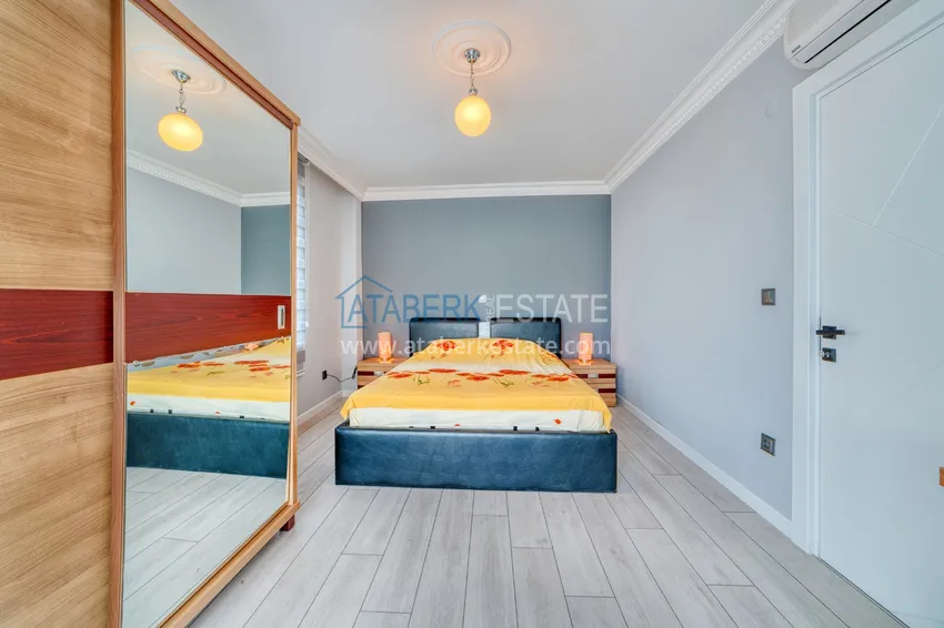 Приобрести Дуплекс 4+1 в Алании, район Оба - меблированный пентхаус под ВНЖ 10 