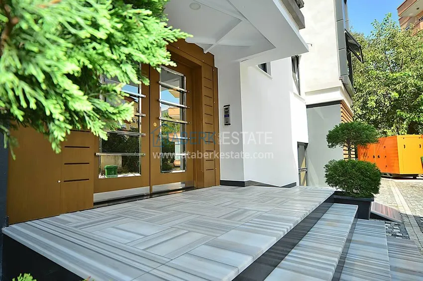 Квартира 1+1 под ВНЖ в центре Алании – с мебелью и  частным садом в 150 метрах от моря  7 