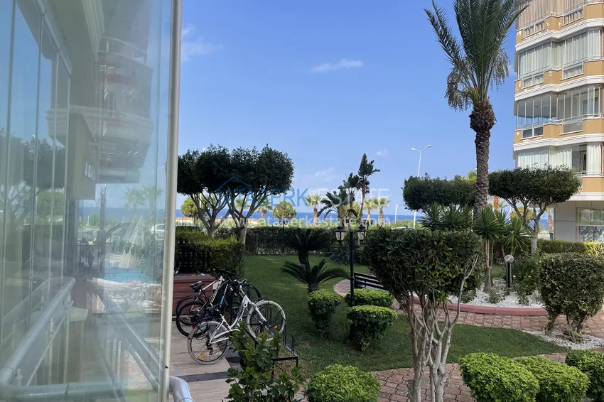 Приобрести Квартира 2+1 на первой береговой в Махмутларе - подходит для гражданства 17 