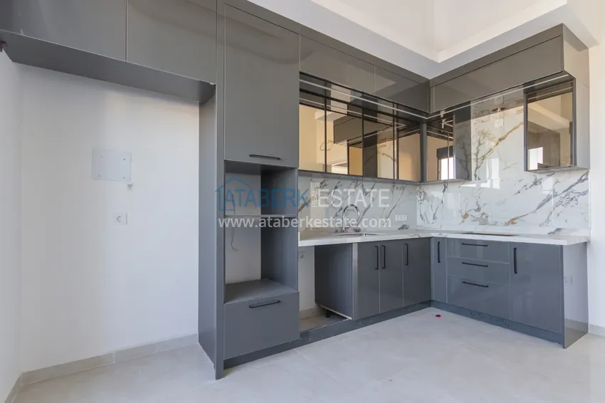 Приобрести Элитный двухэтажный пентхаус 4+1 с видом на море и крепость - центр Махмутлара 17 