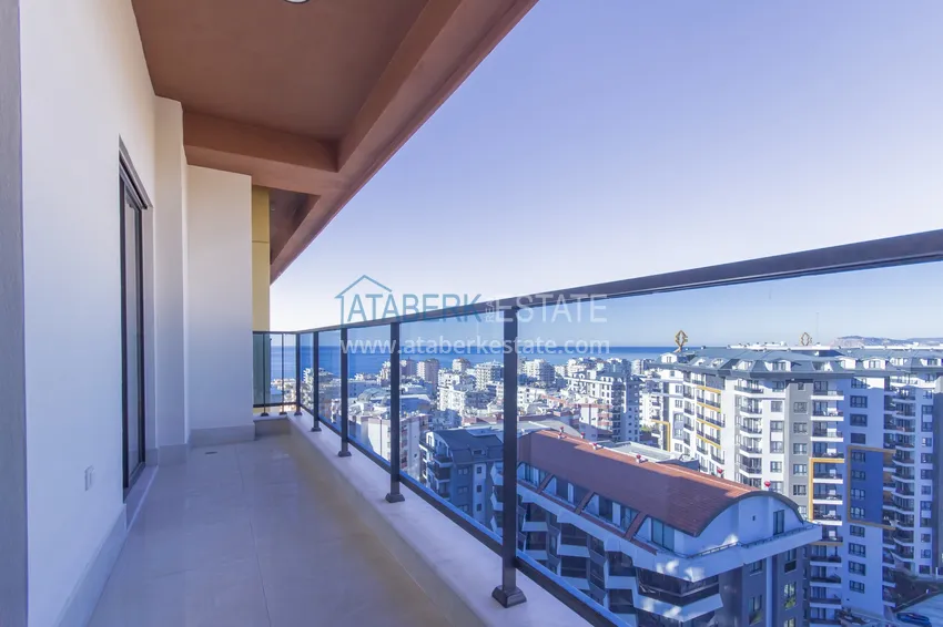 Приобрести Элитный двухэтажный пентхаус 4+1 с видом на море и крепость - центр Махмутлара 40 