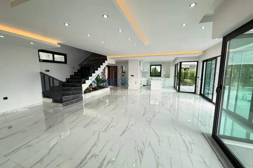 Приобрести Триплекс-вилла 4+1 в Каргыджаке - приватный коттеджный комплекс 2